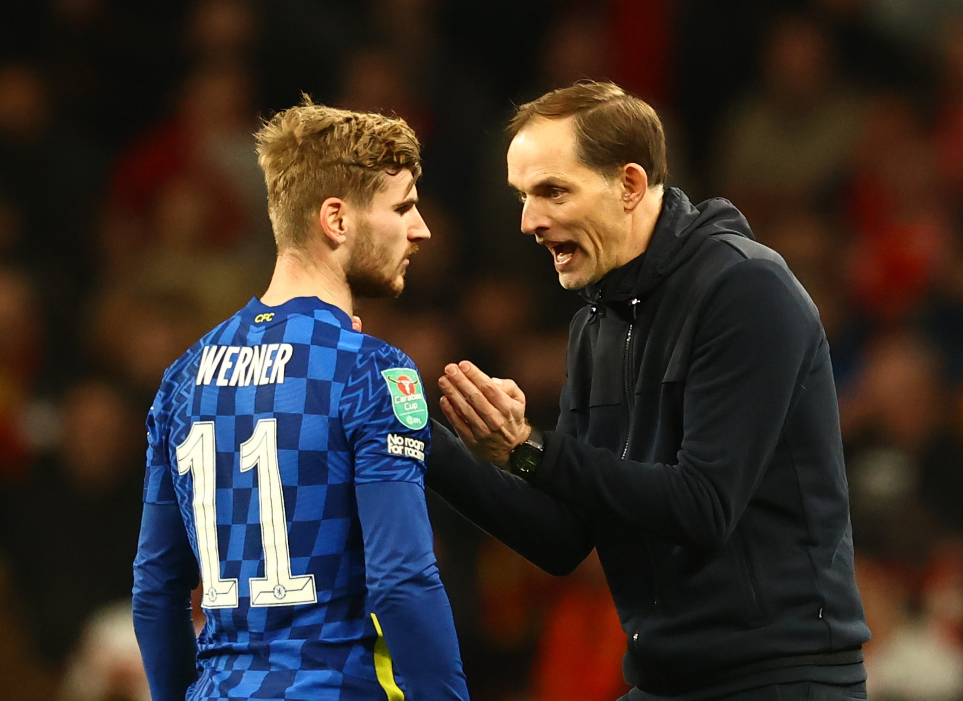 Chelsea-boss-Thomas-Tuchel-and-striker-Timo-Werner-in-discussion.jpg